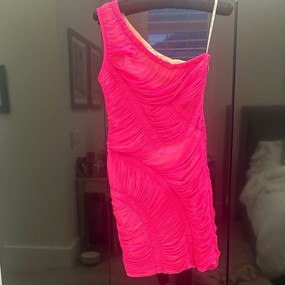 Hervé Leger Size Medium Ruched Asymmetric Sleeveless Mini Dress - Picture 7 of 7